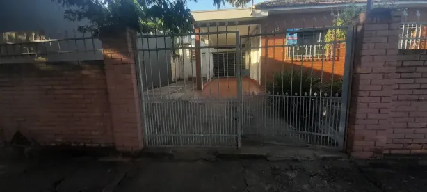 Casa com 3 Quartos à venda, 143m² no Marta Helena, Uberlândia