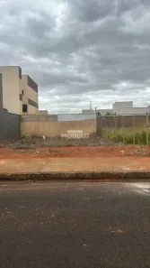 Lote/Terreno à venda, 300m² no Novo Mundo, Uberlândia