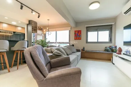 Apartamento com 2 Quartos à venda, 75m² no Farroupilha, Porto Alegre