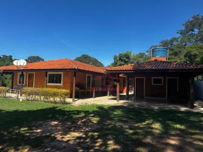 Fazenda/Sítio com 5 Quartos à venda, 360m² no Chácaras Cardoso, Bauru