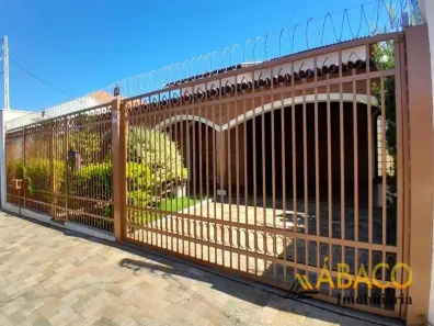 Sobrado com 4 Quartos à venda, 354m² no Vila Faria, São Carlos