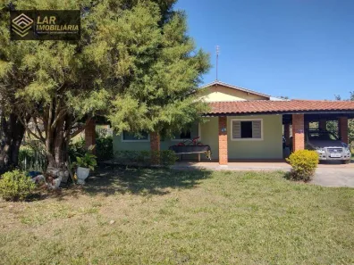 Fazenda/Sítio com 3 Quartos à venda, 30000m² no Jardim Aeroporto, Botucatu