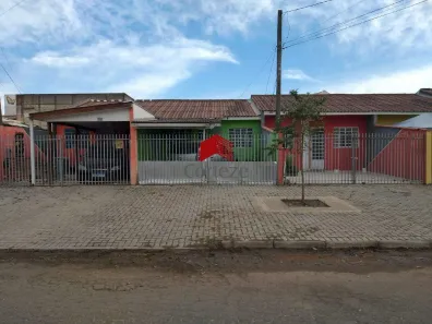 Casa com 6 Quartos à venda, 215m² no Uberaba, Curitiba