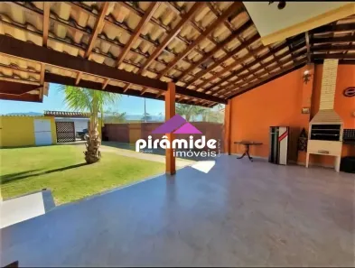 Casa com 3 Quartos à venda, 159m² no Pontal de Santa Marina, Caraguatatuba