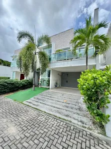 Casa de Condomínio com 3 Quartos à venda, 213m² no Sapiranga-Coité, Fortaleza