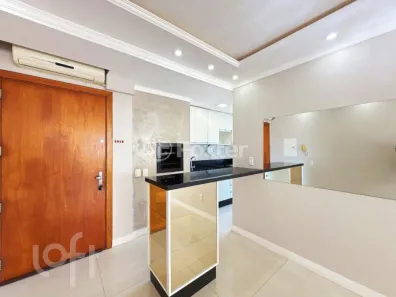 Apartamento com 2 Quartos à venda, 66m² no Camaquã, Porto Alegre