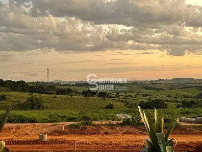 Lote/Terreno à venda, 394m² no Colinas do Castelo, Jaguariúna