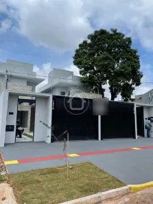 Sobrado com 3 Quartos à venda, 119m² no Jardim Montevidéu, Campo Grande
