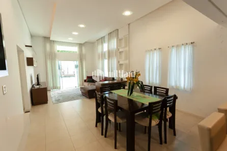 Casa com 2 Quartos à venda, 175m² no Primeiro de Maio, Brusque