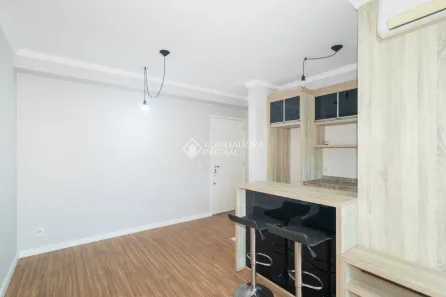 Apartamento com 2 Quartos para alugar, 52m² no Teresópolis, Porto Alegre