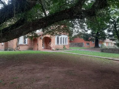 Casa com 4 Quartos à venda, 480m² no Vila Assunção, Porto Alegre