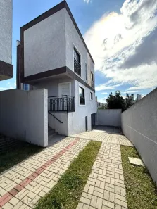 Casa de Condomínio com 3 Quartos à venda, 207m² no Capão Raso, Curitiba