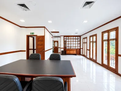 Sala Comercial para alugar, 116m² no Higienópolis, Porto Alegre