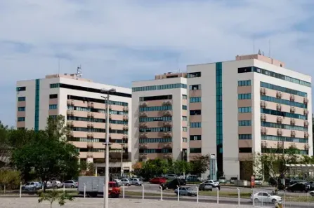 Sala Comercial para alugar, 541m² no Parque Duque, Duque de Caxias
