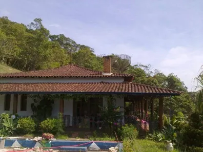 Fazenda/Sítio com 3 Quartos à venda, 10000m² no Biritiba-Ussu, Mogi das Cruzes