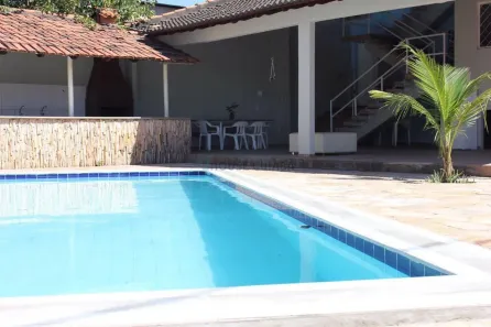 Casa de Condomínio com 4 Quartos à venda, 1177m² no Glória, Várzea Grande