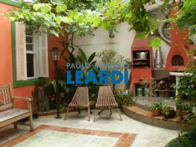 Casa com 4 Quartos à venda, 250m² no Jardim Prudência, São Paulo