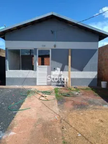 Casa com 2 Quartos à venda, 44m² no Loteamento Residencial Pequis, Uberlândia