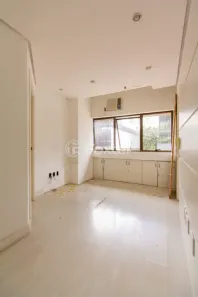 Sala Comercial à venda, 33m² no Moinhos de Vento, Porto Alegre