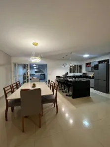 Sobrado com 3 Quartos à venda, 260m² no Wanel Ville, Sorocaba