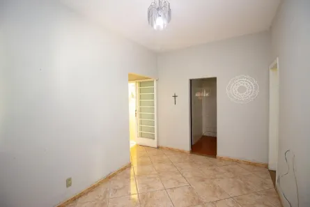 Casa com 2 Quartos à venda, 88m² no Bom Jesus, Contagem