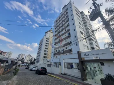Apartamento com 2 Quartos para alugar, 77m² no Barreiros, São José