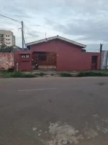 Casa com 3 Quartos à venda, 200m² no Olaria, Porto Velho
