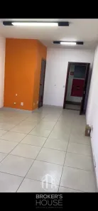 Sala Comercial à venda, 26m² no Enseada do Suá, Vitória