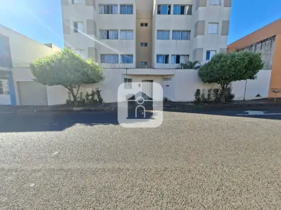 Apartamento com 2 Quartos para alugar, 50m² no Santa Mônica, Uberlândia