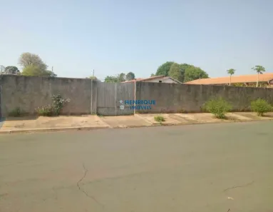 Lote/Terreno à venda, 300m² no Centro, Ipeúna