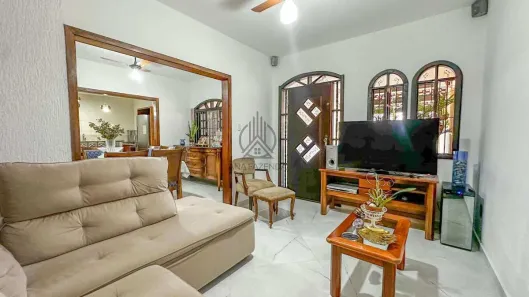 Casa com 2 Quartos à venda, 198m² no Chácara Leal, Taubaté