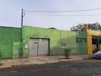 Sala Comercial para alugar, 137m² no Vila Franko, Apucarana