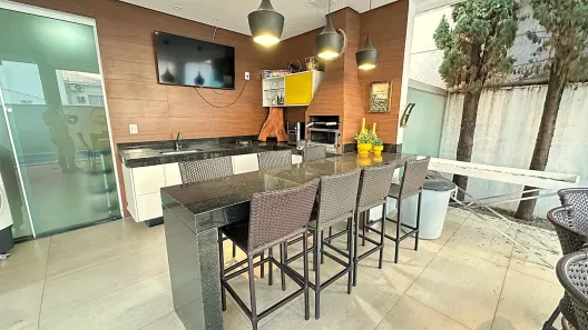 Casa de Condomínio com 4 Quartos à venda, 416m² no Jardins Madri, Goiânia