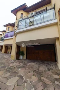 Casa de Condomínio com 3 Quartos à venda, 241m² no Jardim Isabel, Porto Alegre