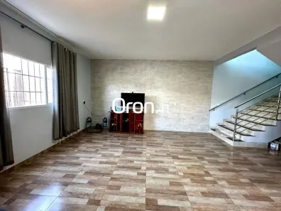 Sobrado com 6 Quartos à venda, 319m² no Goiânia 2, Goiânia