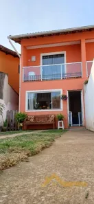 Casa com 2 Quartos à venda, 150m² no Lago Azul, Barra do Piraí