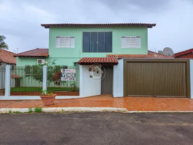 Sobrado com 5 Quartos à venda, 322m² no Jardim Autonomista, Campo Grande