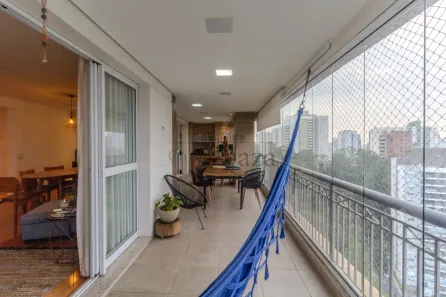 Apartamento com 3 Quartos para alugar, 202m² no Vila Andrade, São Paulo