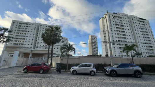Apartamento com 3 Quartos para alugar, 66m² no Cambeba, Fortaleza