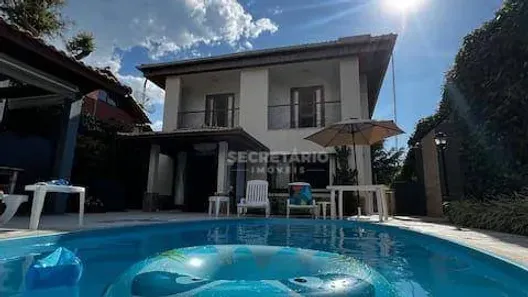 Casa de Condomínio com 3 Quartos à venda, 350m² no Cuiabá, Petrópolis