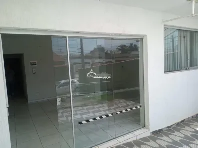 Casa com 3 Quartos para alugar, 200m² no Vila Pinheiro, Jacareí