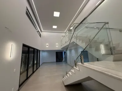Casa de Condomínio com 4 Quartos à venda, 270m² no Shopping Park, Uberlândia