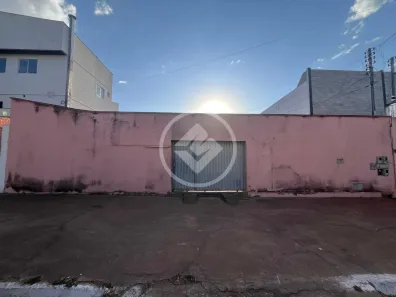Casa com 5 Quartos à venda, 243m² no Vila Mauá, Goiânia