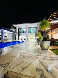 Casa com 4 Quartos à venda, 330m² no Buraquinho, Lauro de Freitas