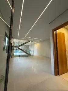 Sobrado com 4 Quartos à venda, 223m² no Jardim Atlântico, Goiânia