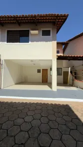 Casa de Condomínio com 3 Quartos à venda, 200m² no Vila São João, Goiânia