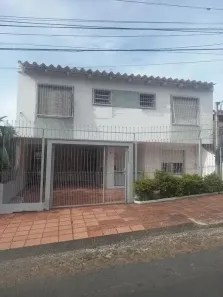 Casa com 3 Quartos à venda, 250m² no Teresópolis, Porto Alegre