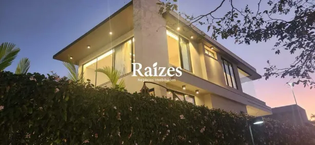 Casa de Condomínio com 3 Quartos à venda, 246m² no Granja Marileusa, Uberlândia