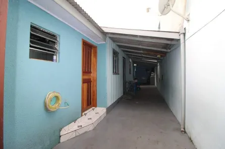 Casa com 3 Quartos à venda, 48m² no Uberaba, Curitiba
