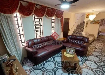 Sobrado com 3 Quartos à venda, 169m² no Vila Lucinda, Santo André